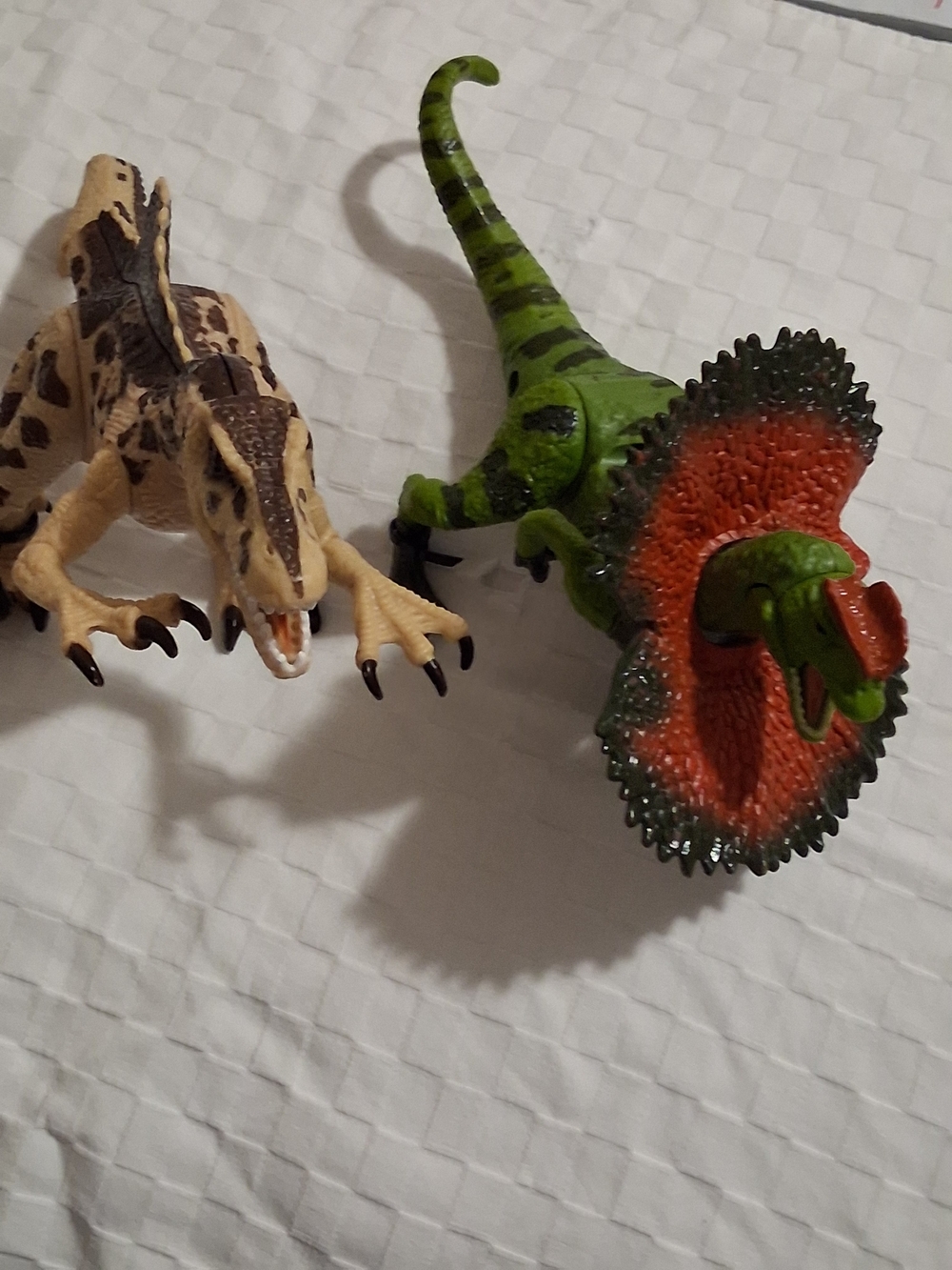 Green and Orange Frilled Dinosaur Reptile Toy - Unbranded